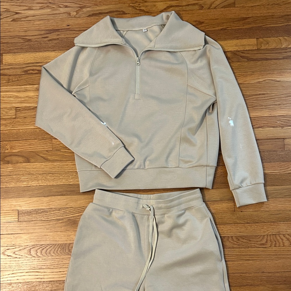 Amazon Cream Sweatshirt & Wide Leg Pant Set